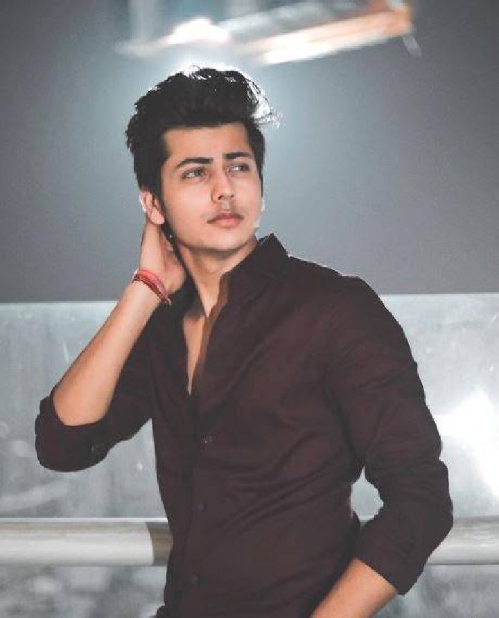 Abhishek Nigam facts