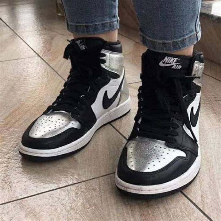 Air Jordan 1 High OG 