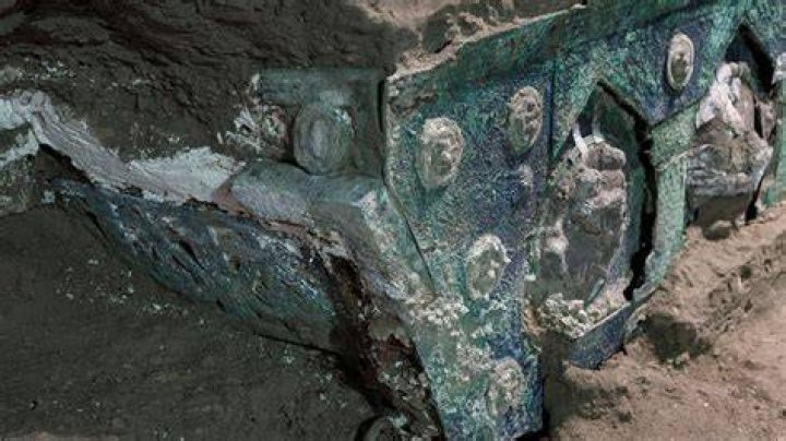 Ancient Chariot In Pompeii