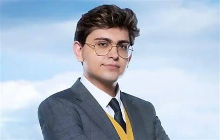 Apprentice: Navid Sole Parents and Nationality: Ethnicity Family and Net Worth