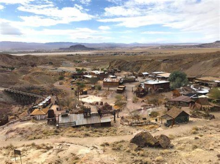 Armageddon-Proof Town Picture