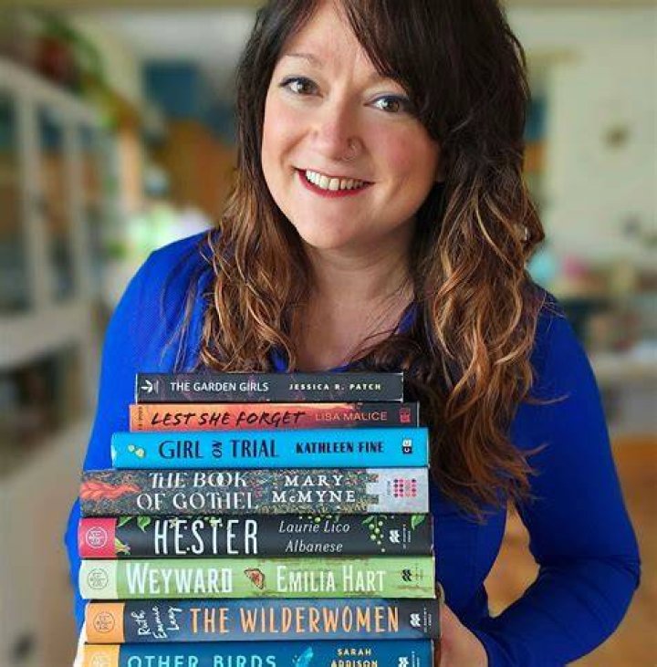 Ashley Snowden favorite books