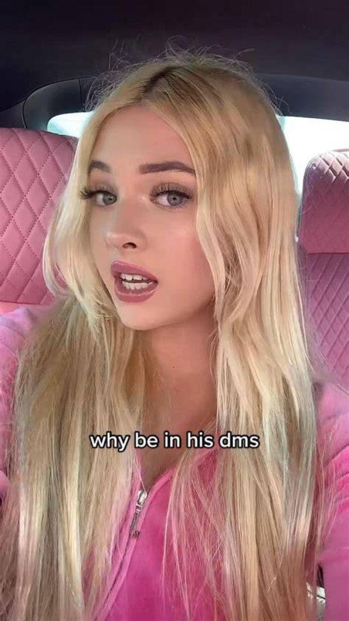 Barbie420babe attractive