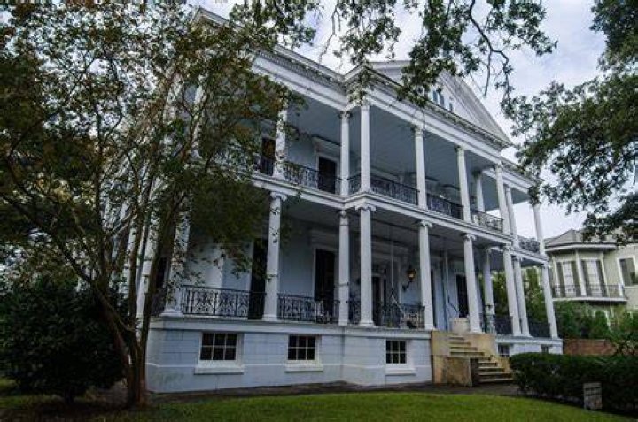 Buckner Mansion Side View