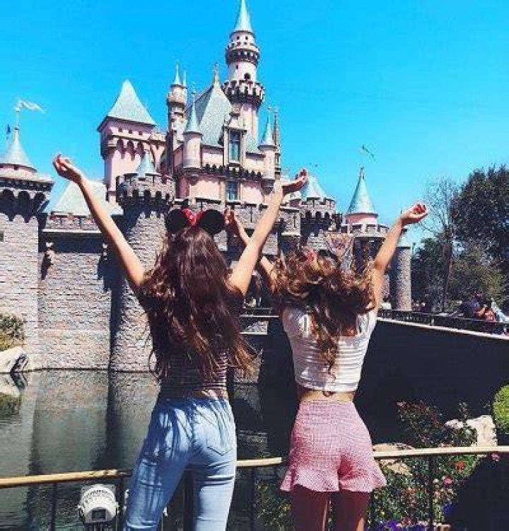 Caitlin Carmichael went to Disneyland in 2018