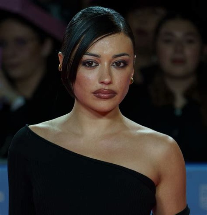 Carla Diaz appeared in Elite television series