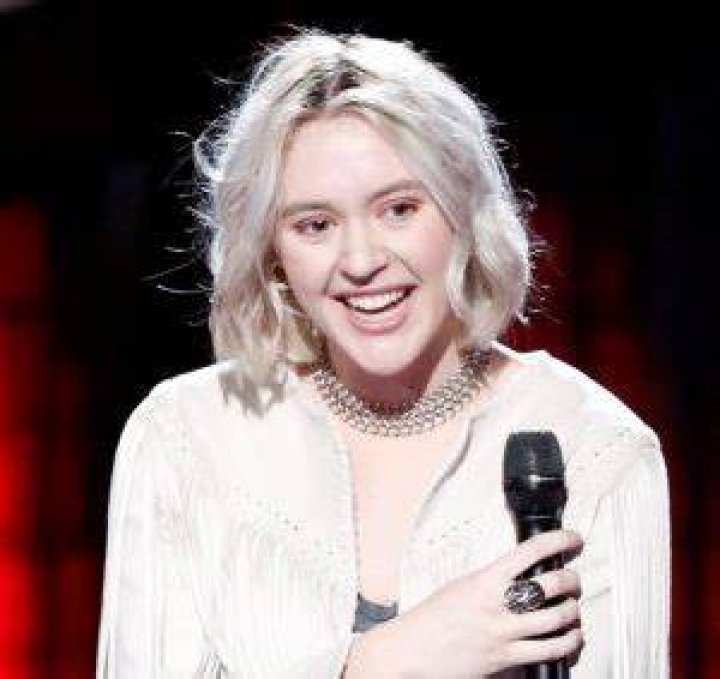 Chloe Kohanski Biography, Age, Height, Husband, Net Worth, Family