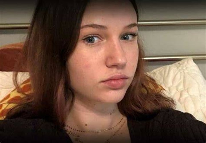 Claire Drake Instagram earning
