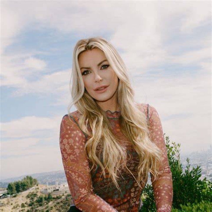 Crystal Hefner’s Net Worth, Age, Height, Weight, Husband, Kids, Bio-Wiki