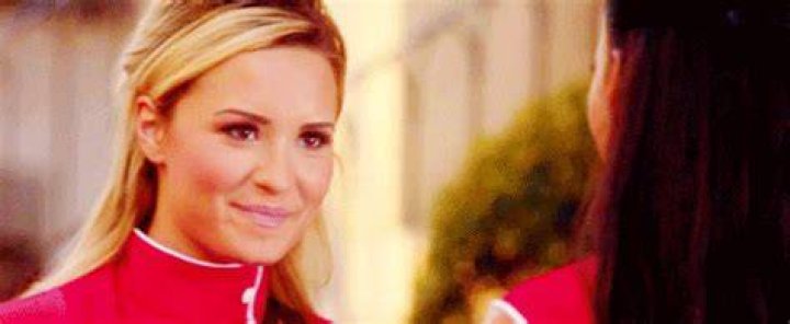 demi lovato glee gif demi lovato glee gif