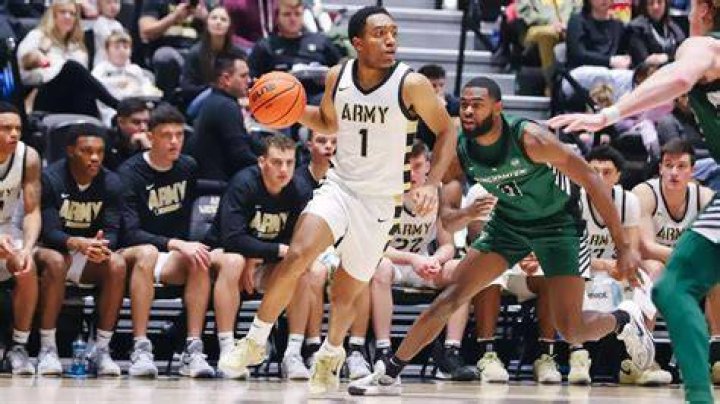 Did Damien Carter play basketball at West Point?