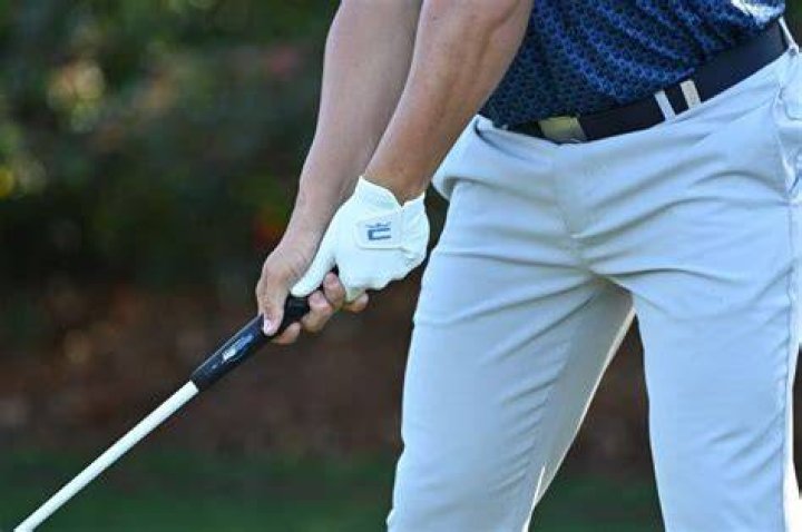 Do pros use oversize grips?
