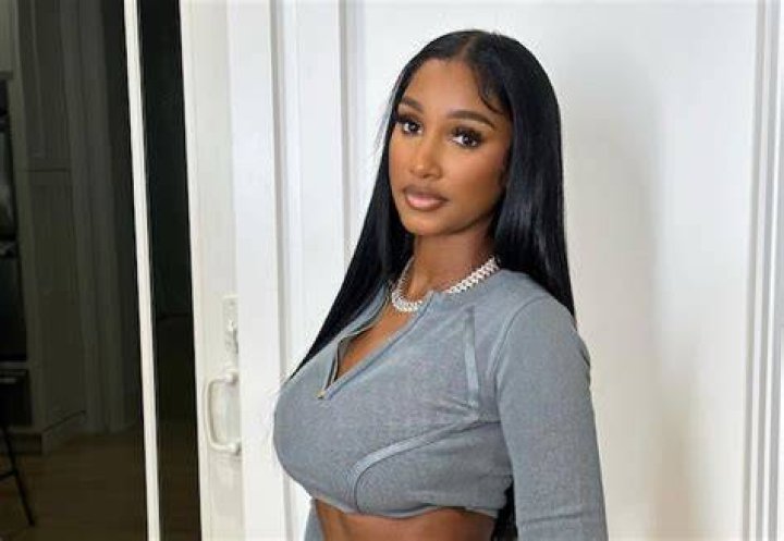 Does Bernice Burgos have a child?