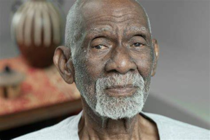 Dr Sebi Alfredo Bowman