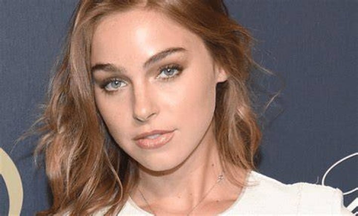 Elizabeth Turner Height & Weight