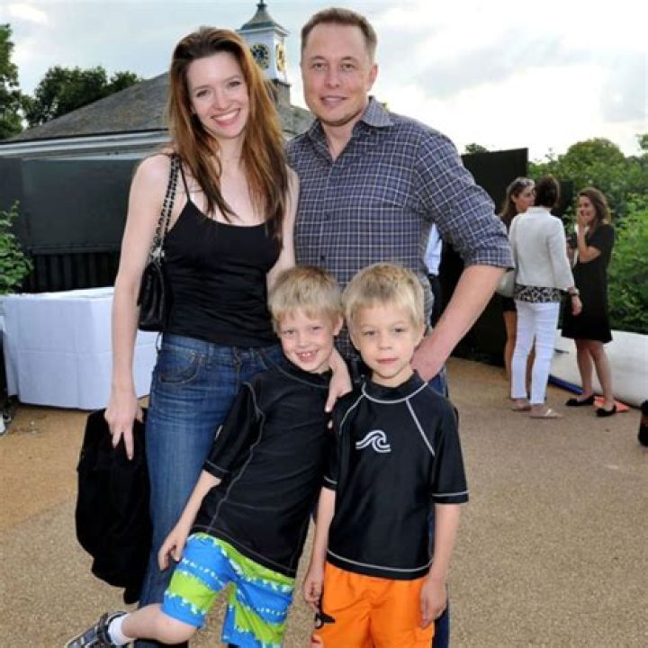 Elon Musk with his children