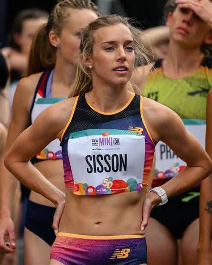 Emily Sisson Biography, Age, Height, Husband, Net Worth, Family