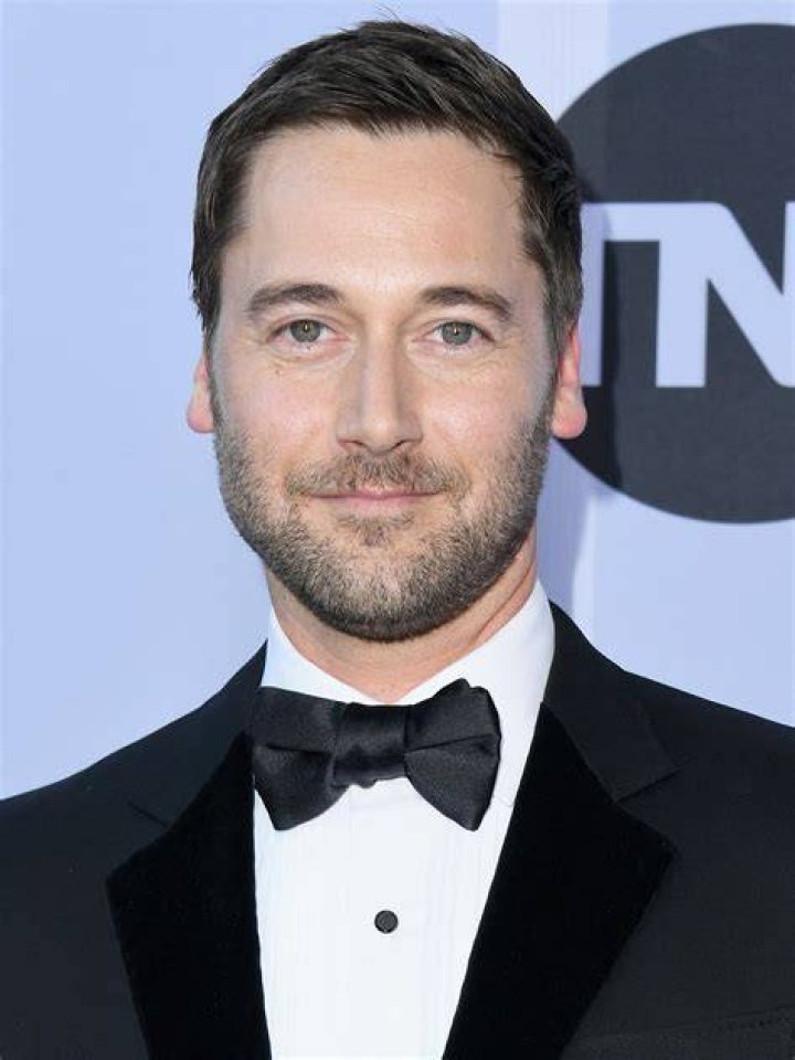¿Está Ryan Eggold en la lista negra? – Celebrity.fm