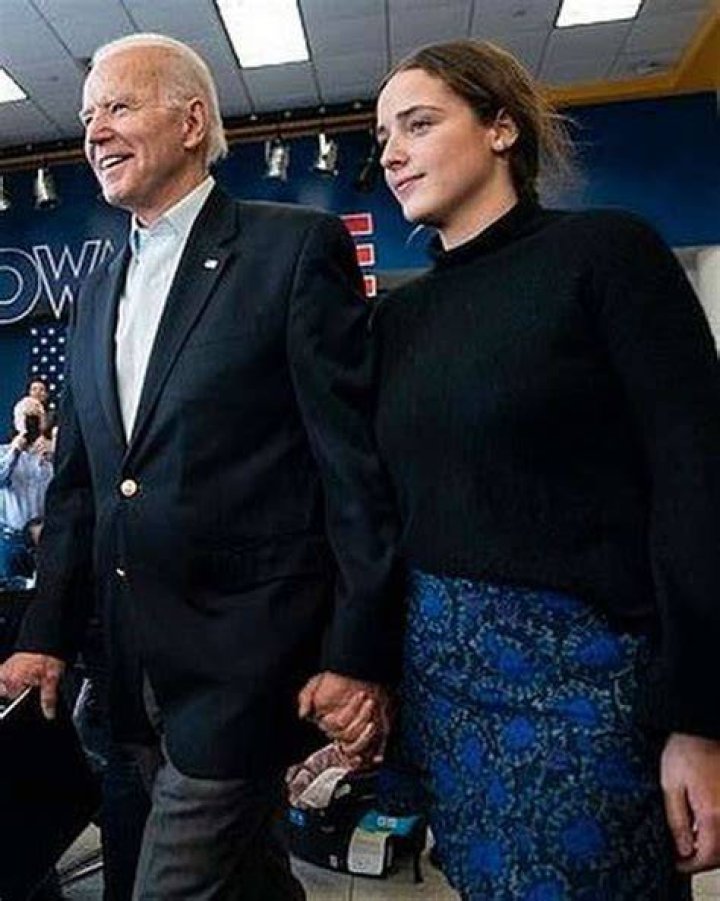 Finnegan Biden Height, Weight, Net Worth, Age, Wiki, Who, Instagram, Biography