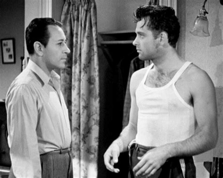 George Raft in Invisible Stripes trailer