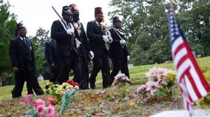 Grave Of Wilmington Massacre Victim Joshua Halsey