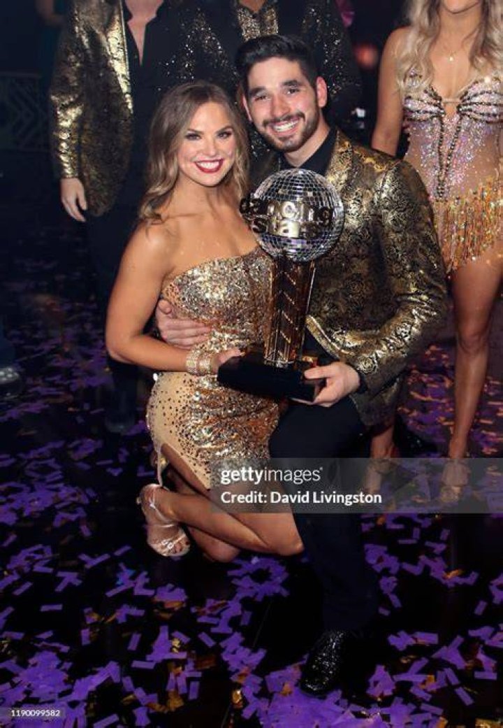 Hannah Brown and Alan Bersten Contemporary Dance to Selena Gomez