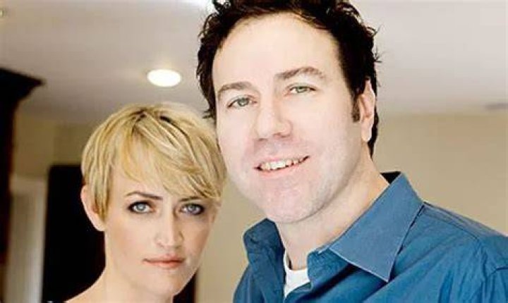 Heather Armstrong Biography, Age, Height, Husband, Net Worth, Family