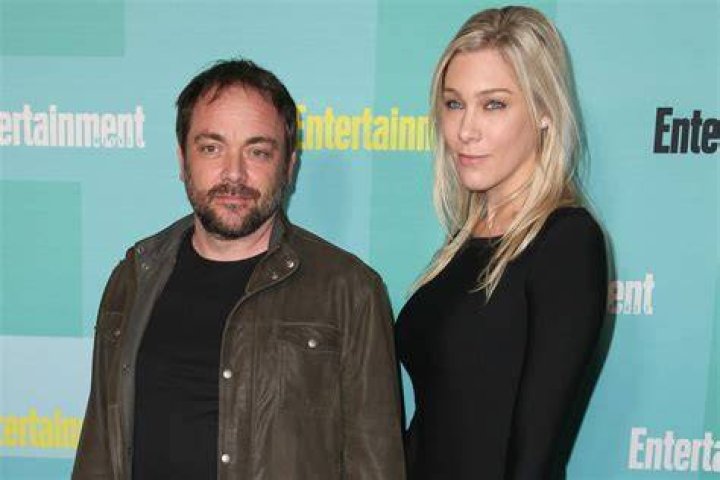 Height of Mark Sheppard