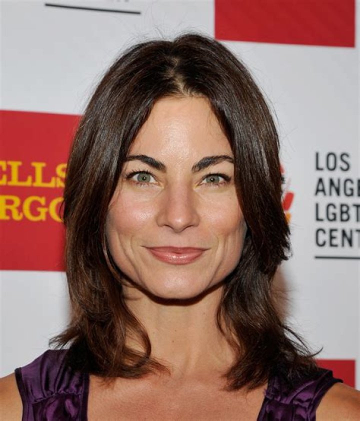 Height of Traci Dinwiddie