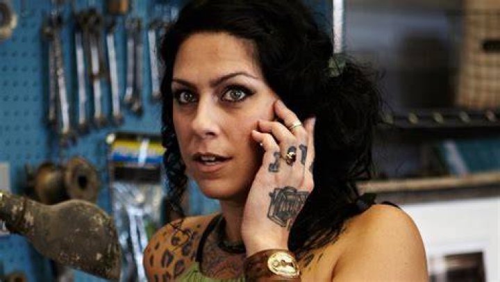 How many tattoos does Danielle on American Pickers have?