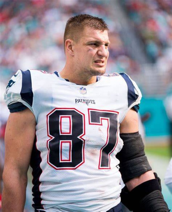 How much is Rob Gronkowski worth?