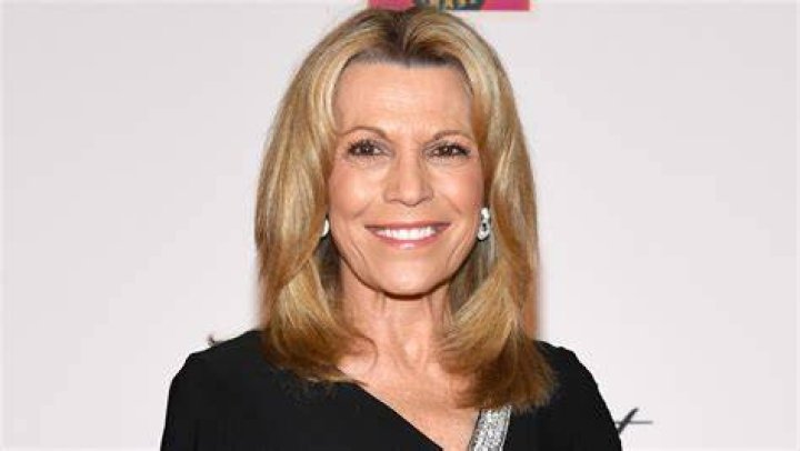 How much money does Vanna White make a year?