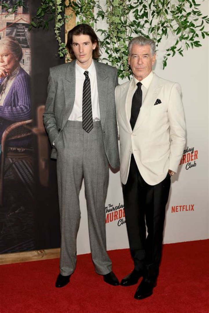 How tall is Dylan Brosnan