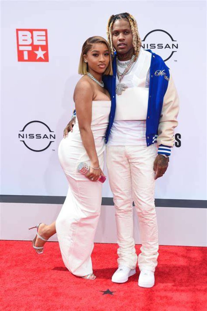 How tall is India Lil Durk girlfriend?