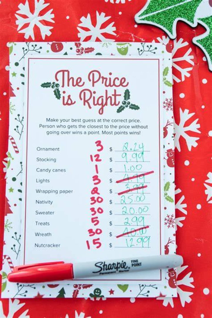 How to play Christmas price is Right?