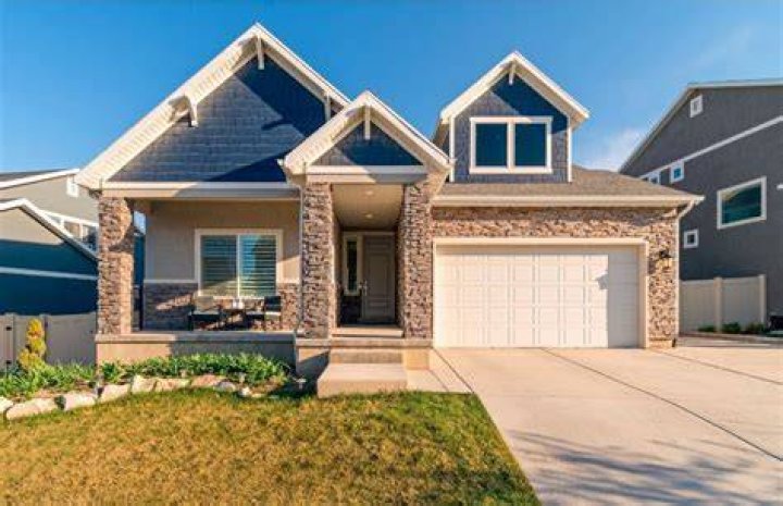 &iquest;D&oacute;nde est&aacute; la nueva casa de Chiquis Rivera;