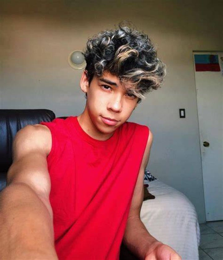 Jayden Croes (TikTok Star) Biography, Age, Girlfriend, Height, Net Worth