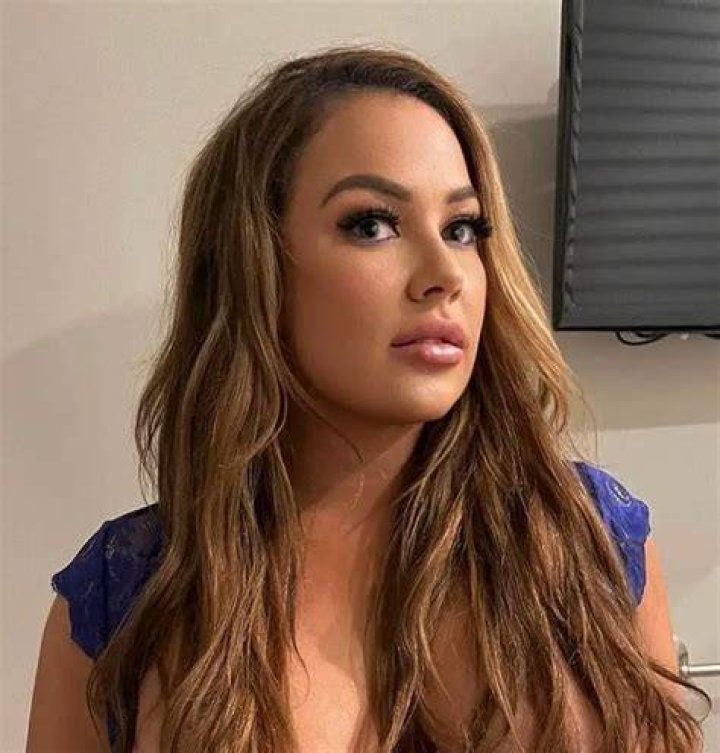Jenni Neidhart childhood image with her dad