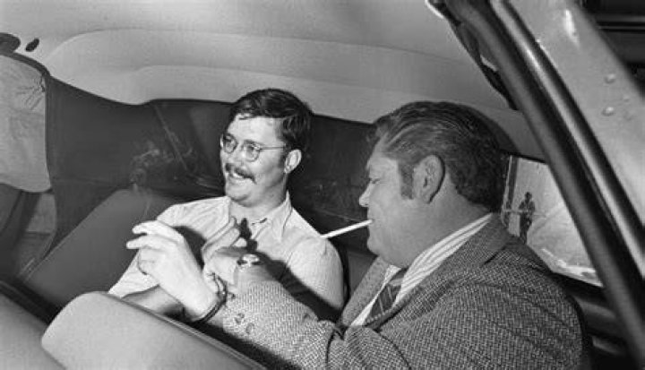 Kemper Talking To A Detective