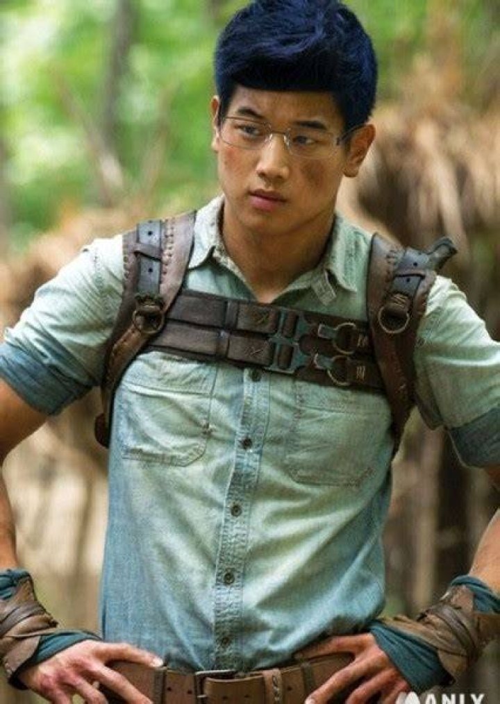 Ki Hong Lee