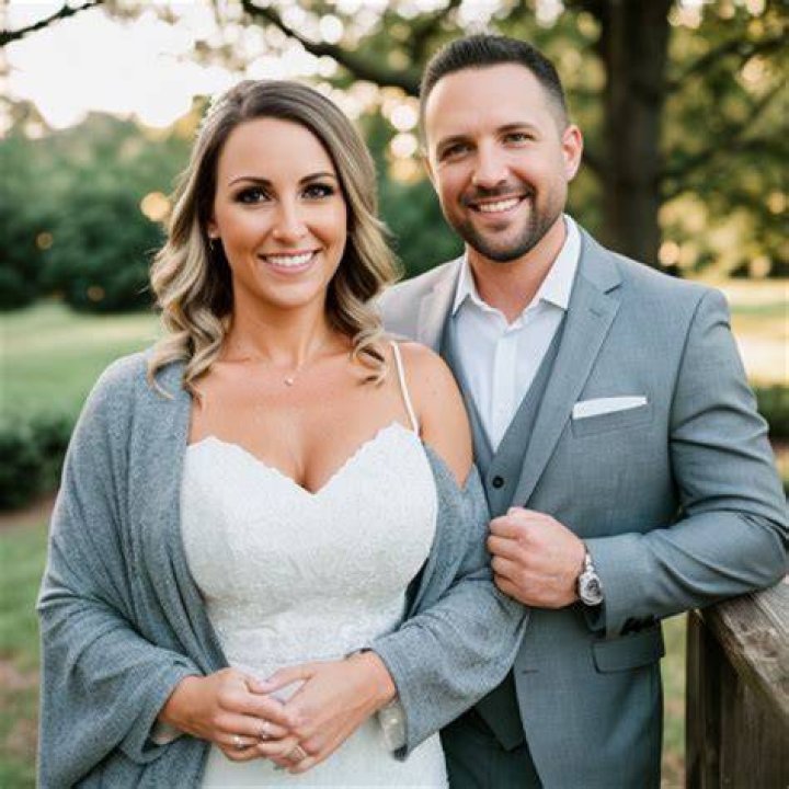 Lacy Phillips Biography, Age, Height, Husband, Net Worth, Family