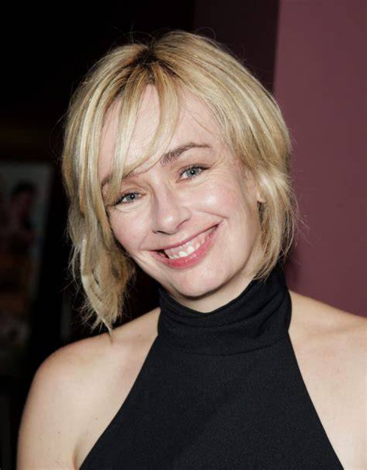 Lucy DeCoutere Biography, Age, Height, Husband, Net Worth, Family