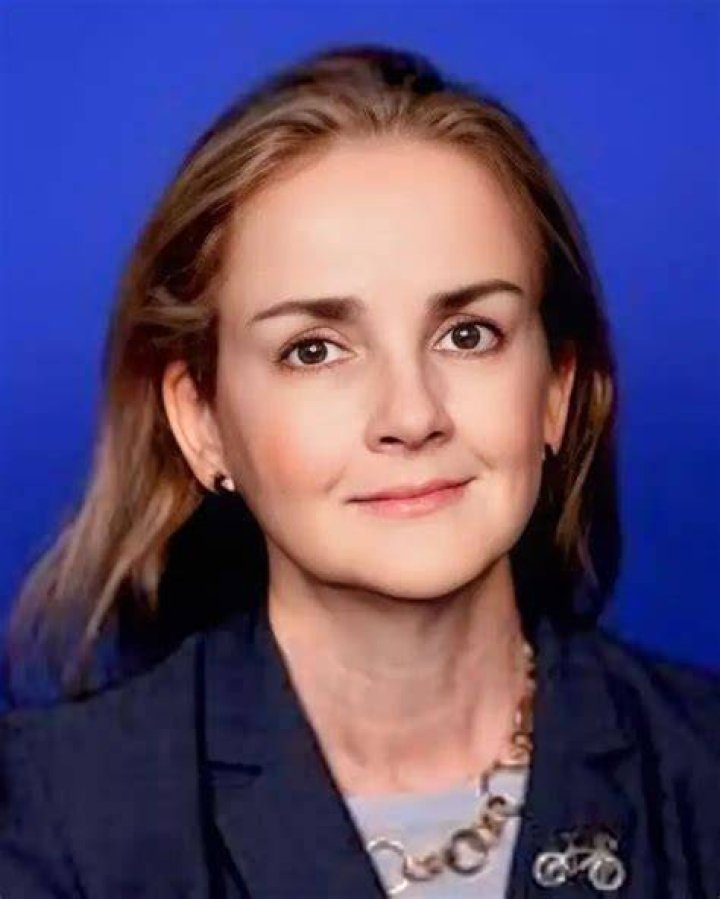 Madeleine Dean Biography, Age, Height, Husband, Net Worth, Family