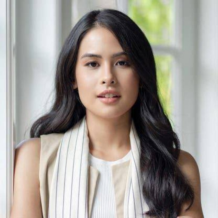 Maudy Ayunda Biography, Age, Height, Husband, Net Worth, Family