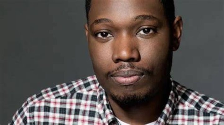 Michael Che Biography, Age, Height, Wife, Net Worth, Family