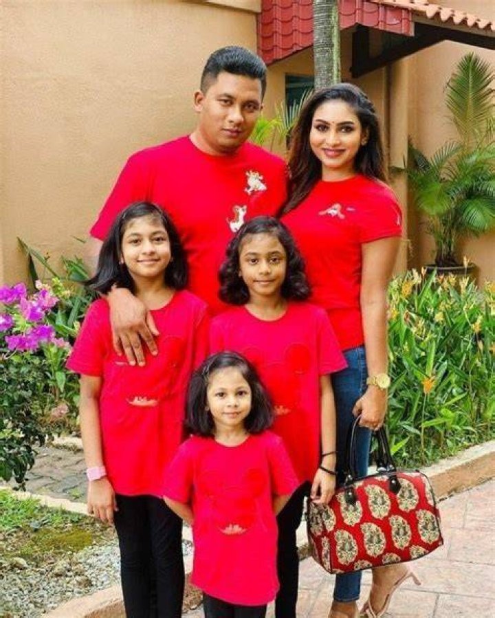 Nadia Chang Family, Spouse Chang Soon Huat, Father, Mother