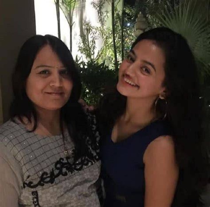 Naira Shah with her mother