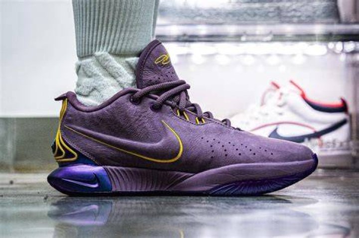 Nike LeBron 21 Officially Unveiled