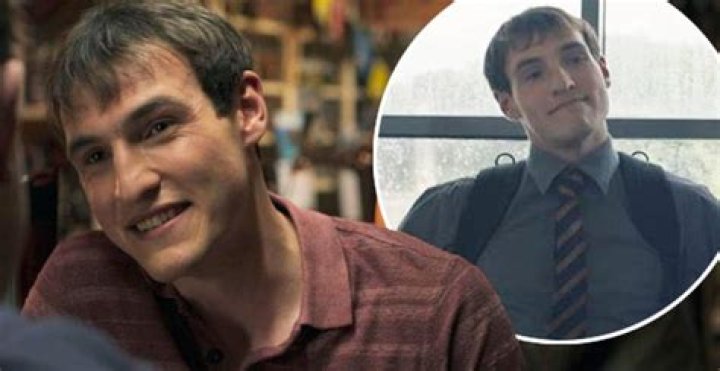 Normal People Rob: Eanna Hardwicke Age, Birthday, Wiki, Biography, Height