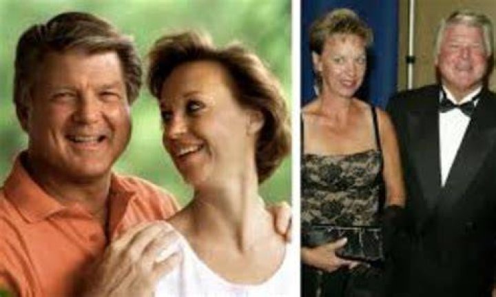 Rhonda Rookmaaker and her friends